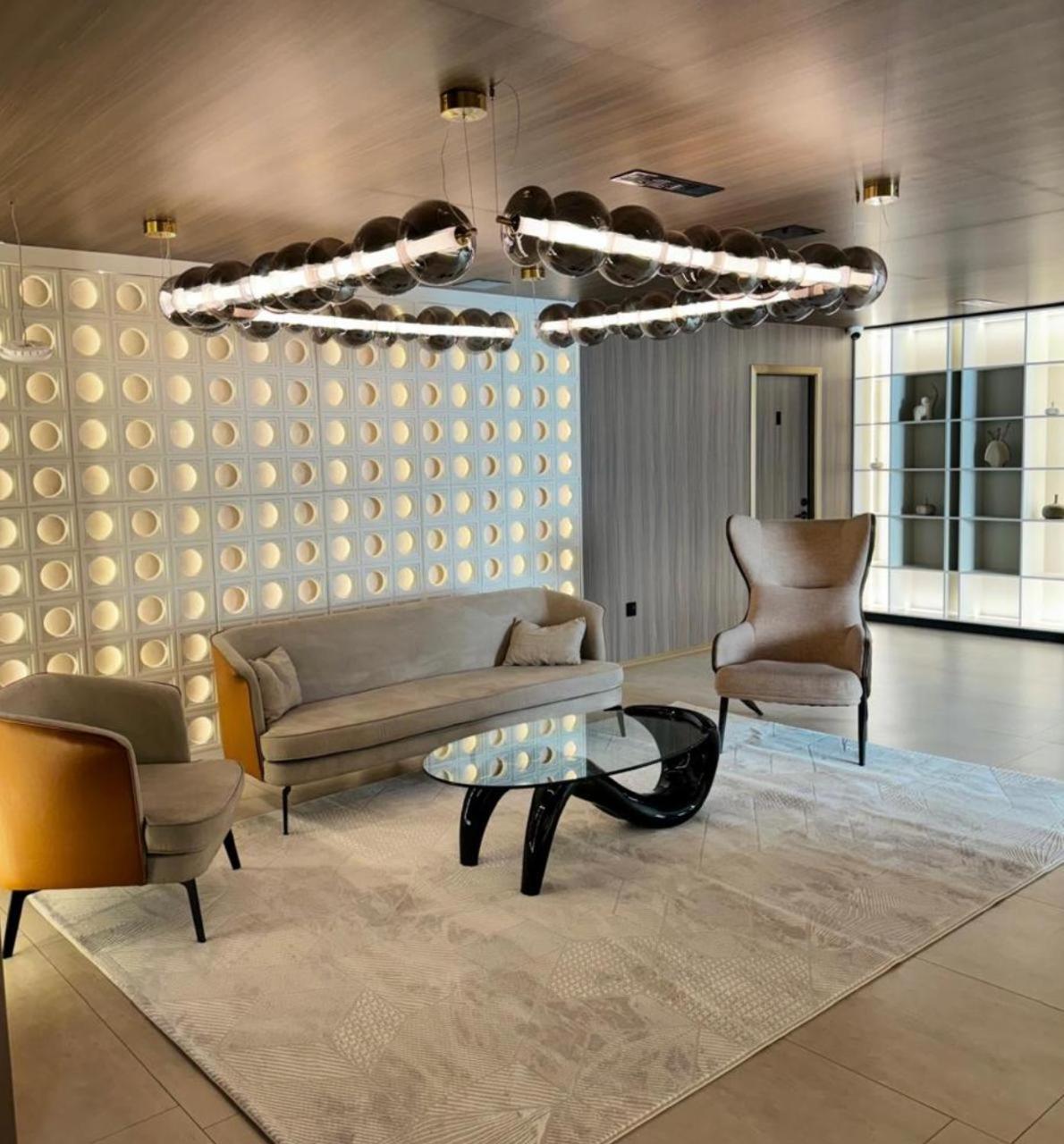 Empire City Karagandy Dış mekan fotoğraf