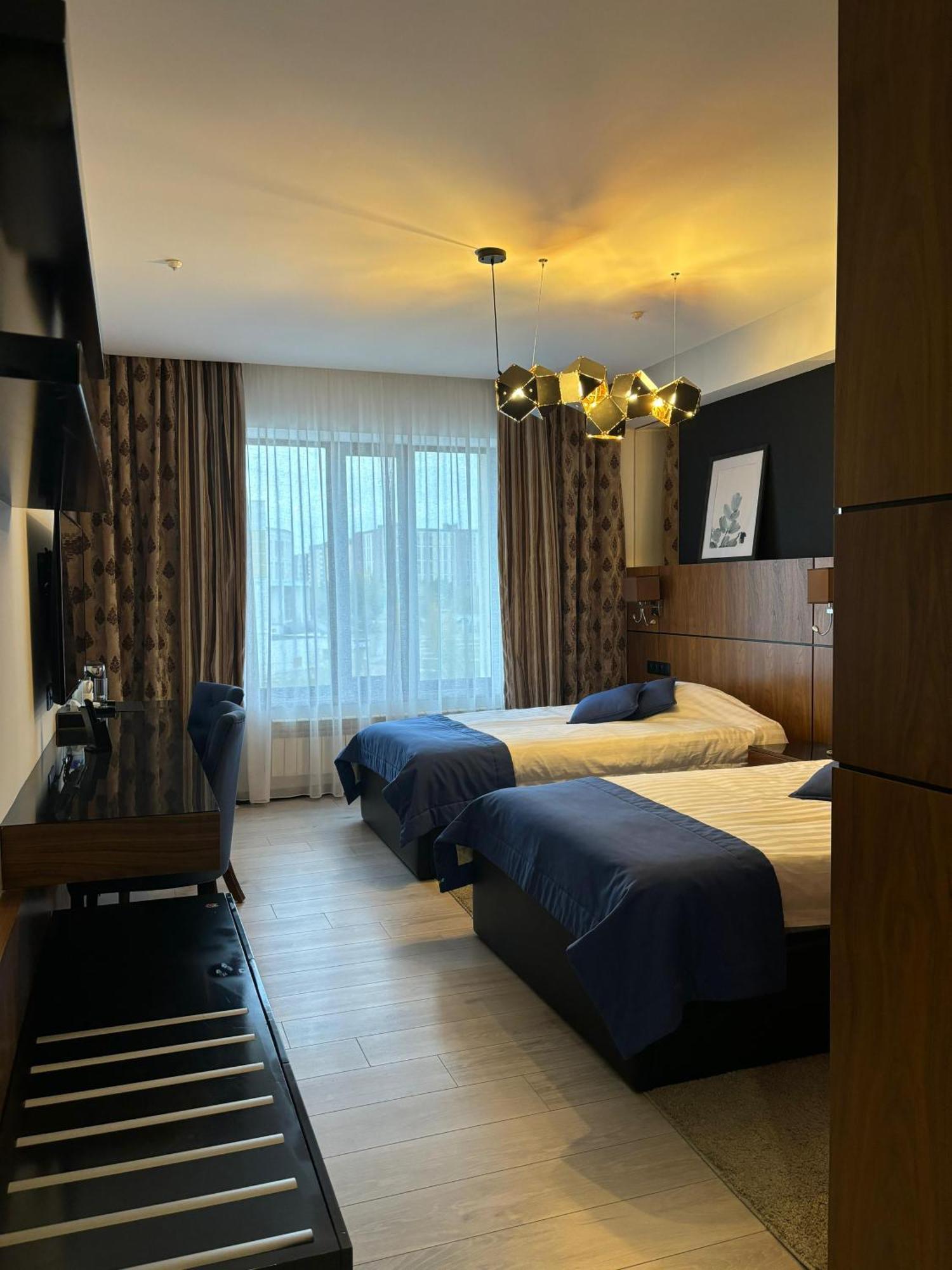 Empire City Karagandy Dış mekan fotoğraf
