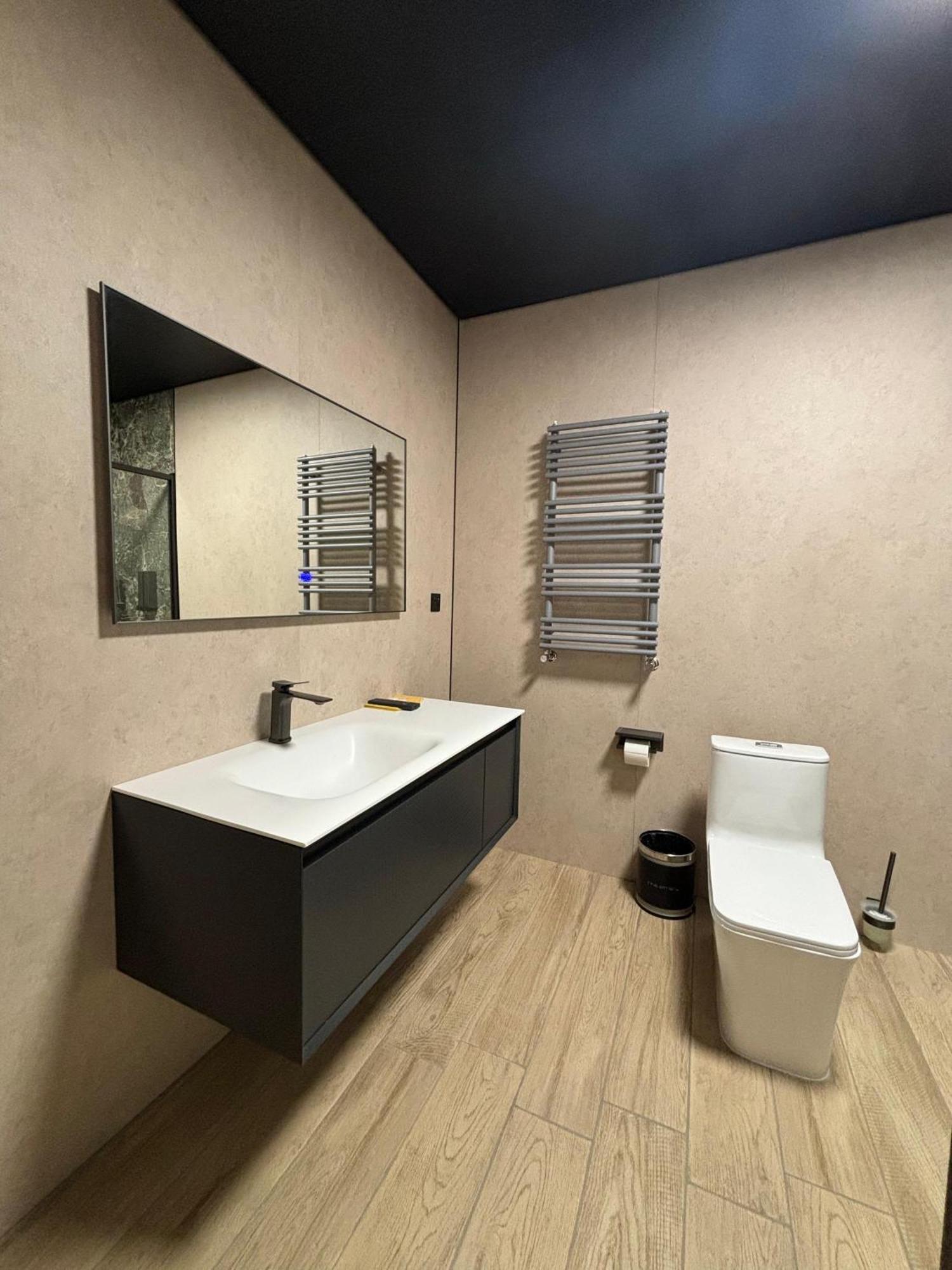 Empire City Karagandy Dış mekan fotoğraf